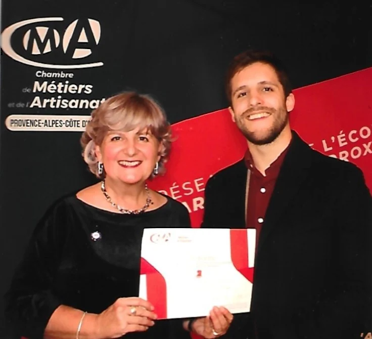 Luisa Delpiano Inversi et Riccardo Inversi avec le diplôme Maître Artisan